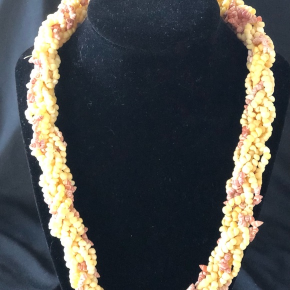 Seashells Neutral Color Necklace! Is Free shipping and 10% on sale!